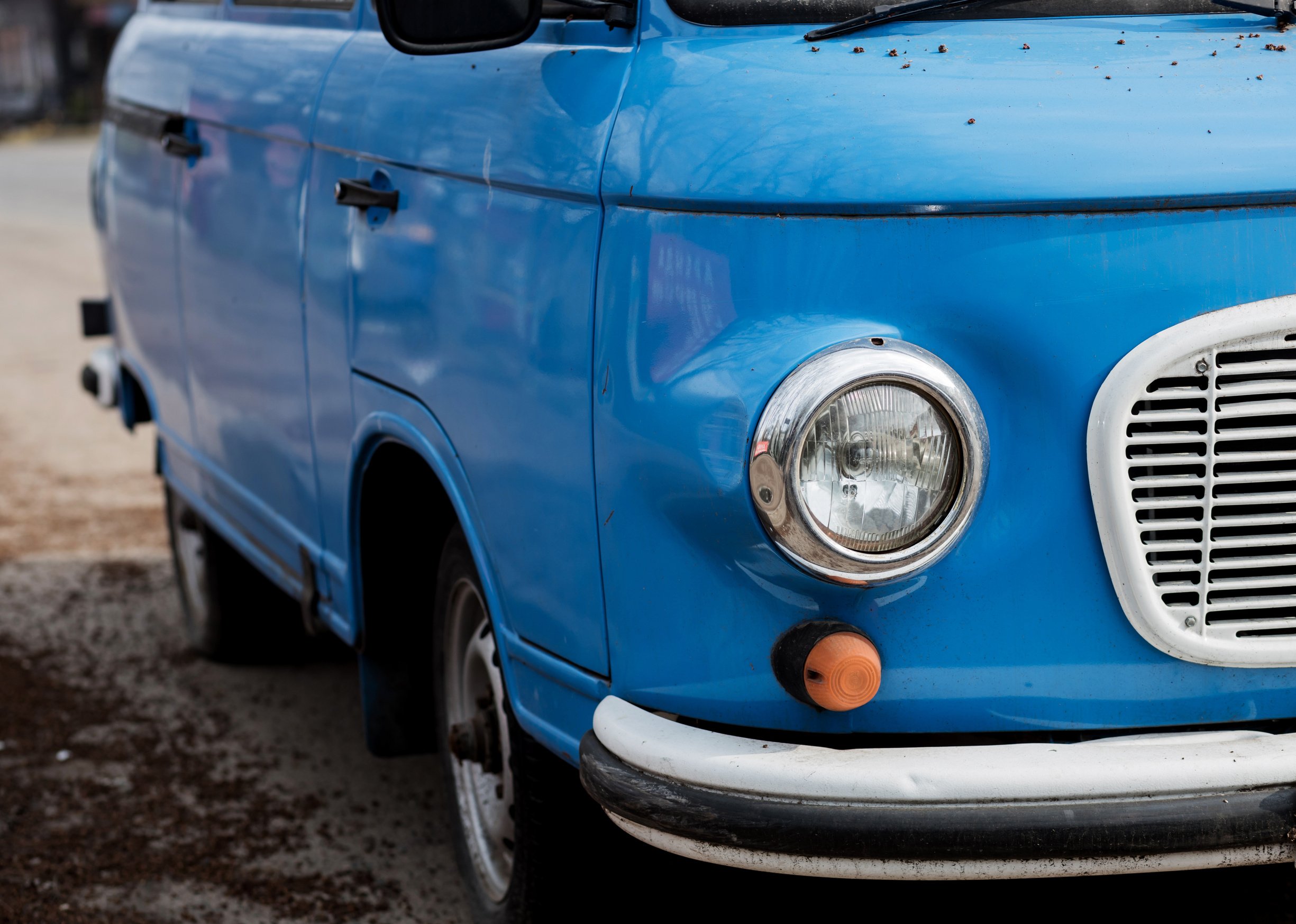 Retro Blue Minivan.